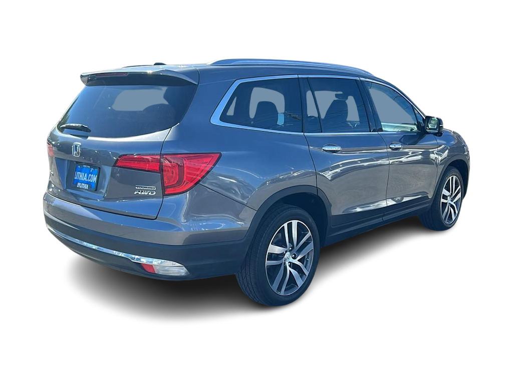 Thumbnail: 2017 Honda Pilot - 21