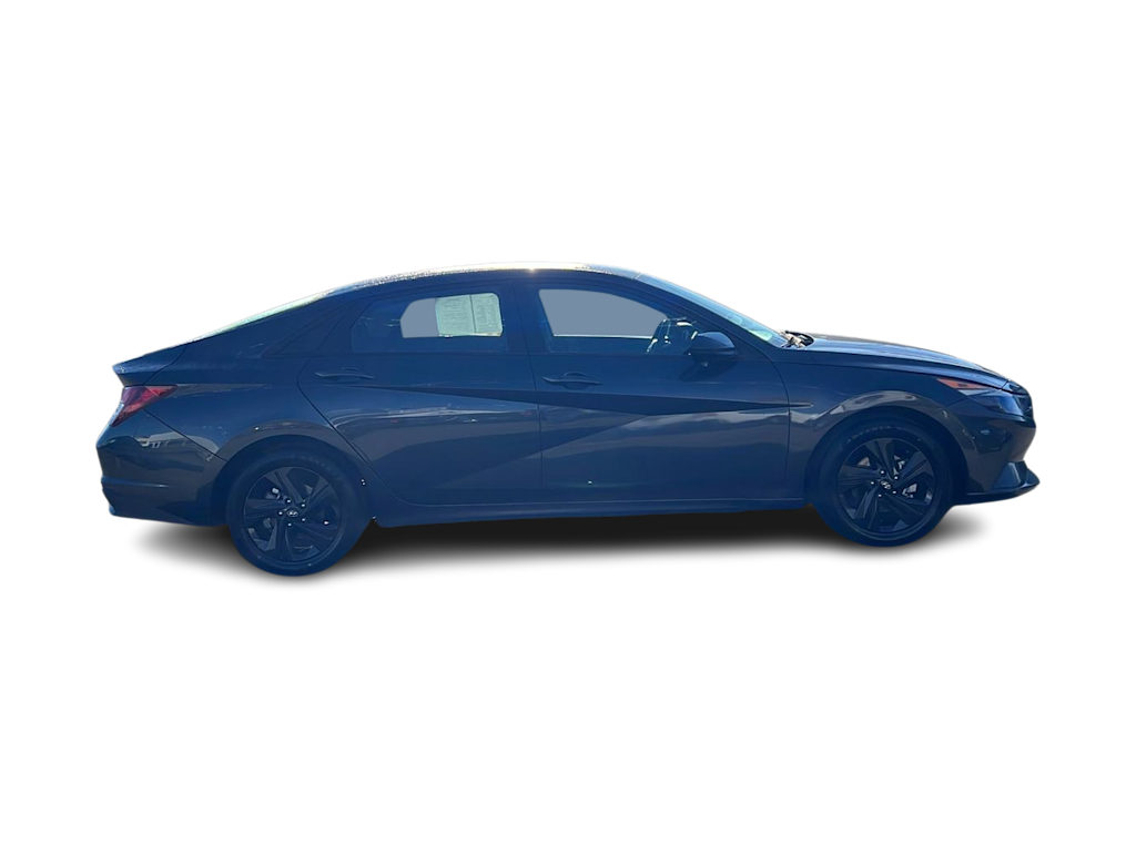 Thumbnail: 2022 Hyundai Elantra - 20