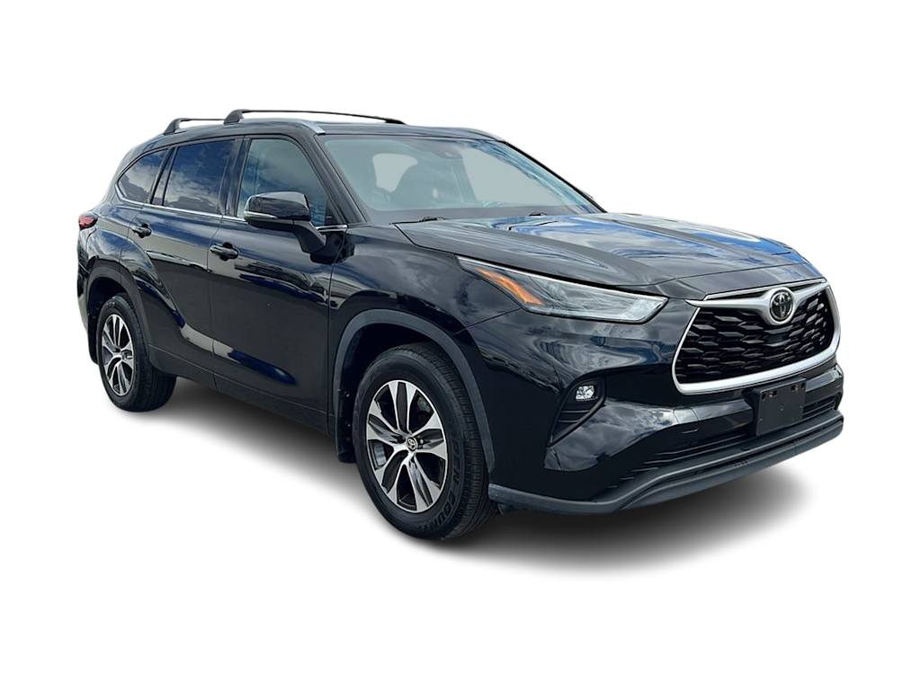 Thumbnail: 2021 Toyota Highlander - 21