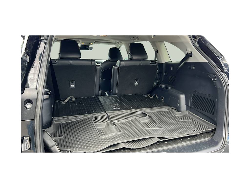 Thumbnail: 2021 Toyota Highlander - 18