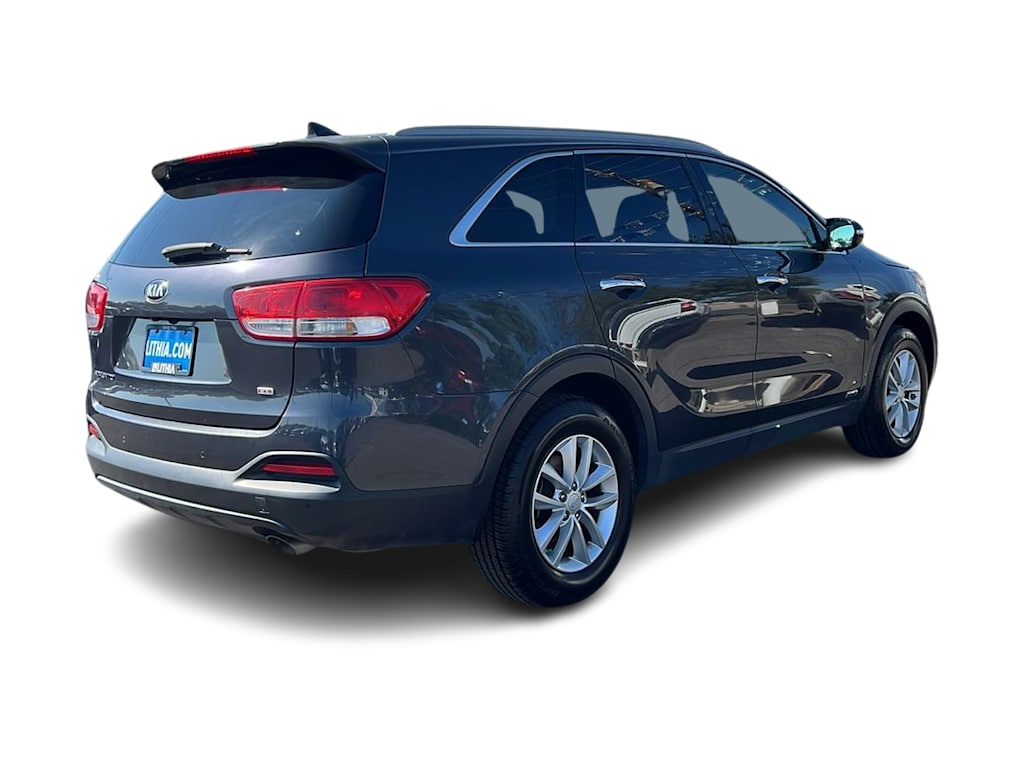 Thumbnail: 2017 Kia Sorento - 22