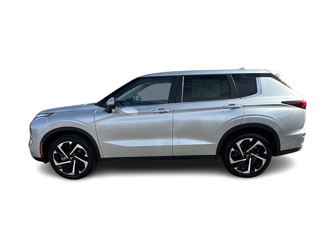 2024 Mitsubishi Outlander SE 3