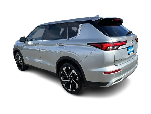 2024 Mitsubishi Outlander SE 4