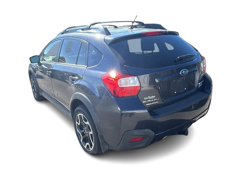 Thumbnail: 2017 Subaru Crosstrek - 4
