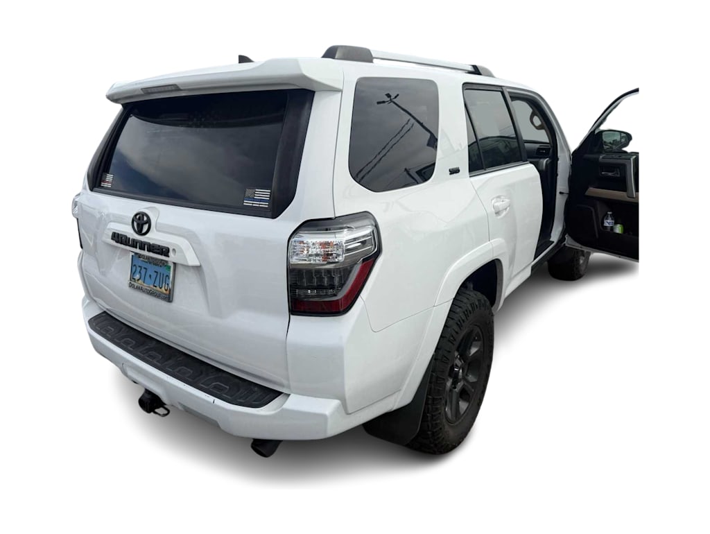 Thumbnail: 2019 Toyota 4Runner - 19