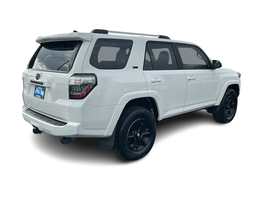 Thumbnail: 2019 Toyota 4Runner - 22