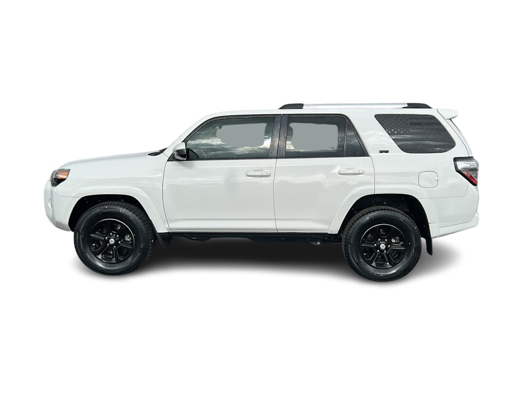 Thumbnail: 2019 Toyota 4Runner - 3