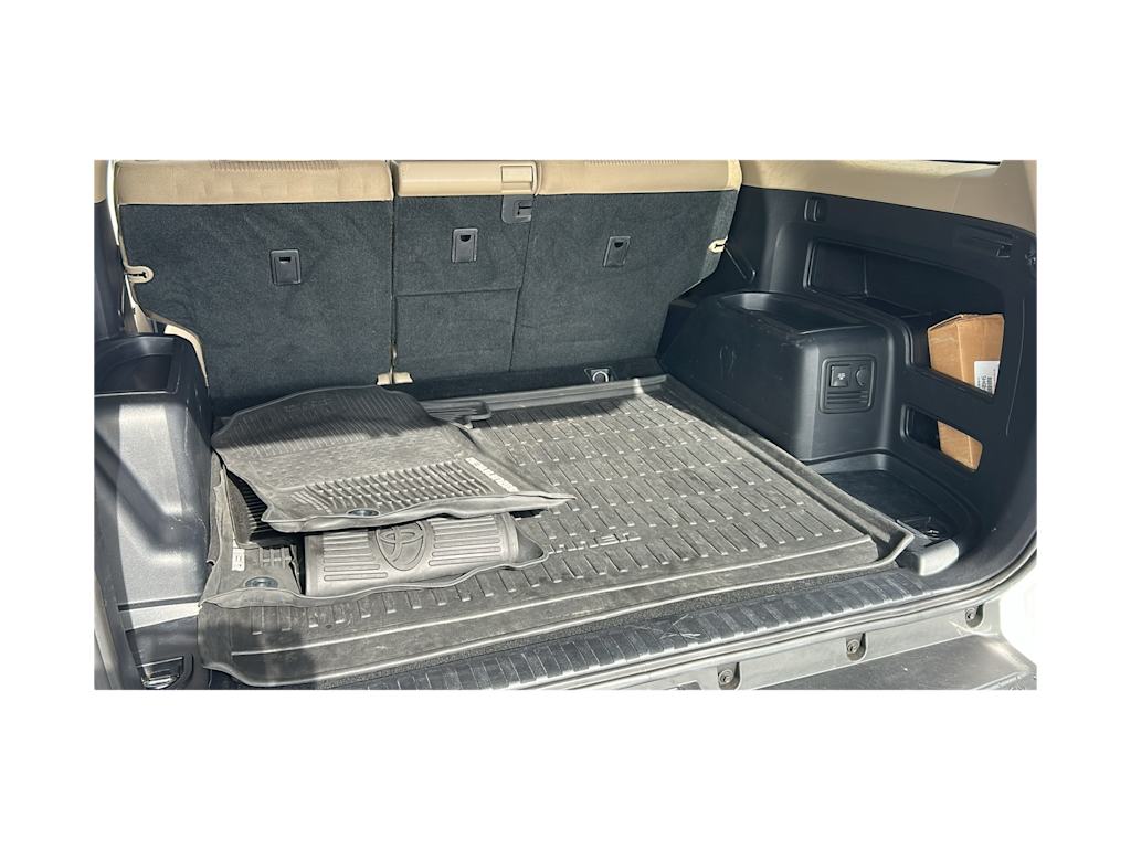 Thumbnail: 2019 Toyota 4Runner - 17