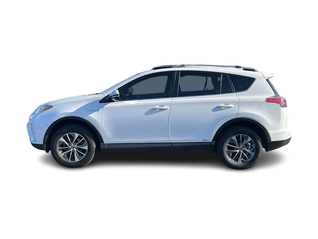 Thumbnail: 2018 Toyota RAV4 - 2