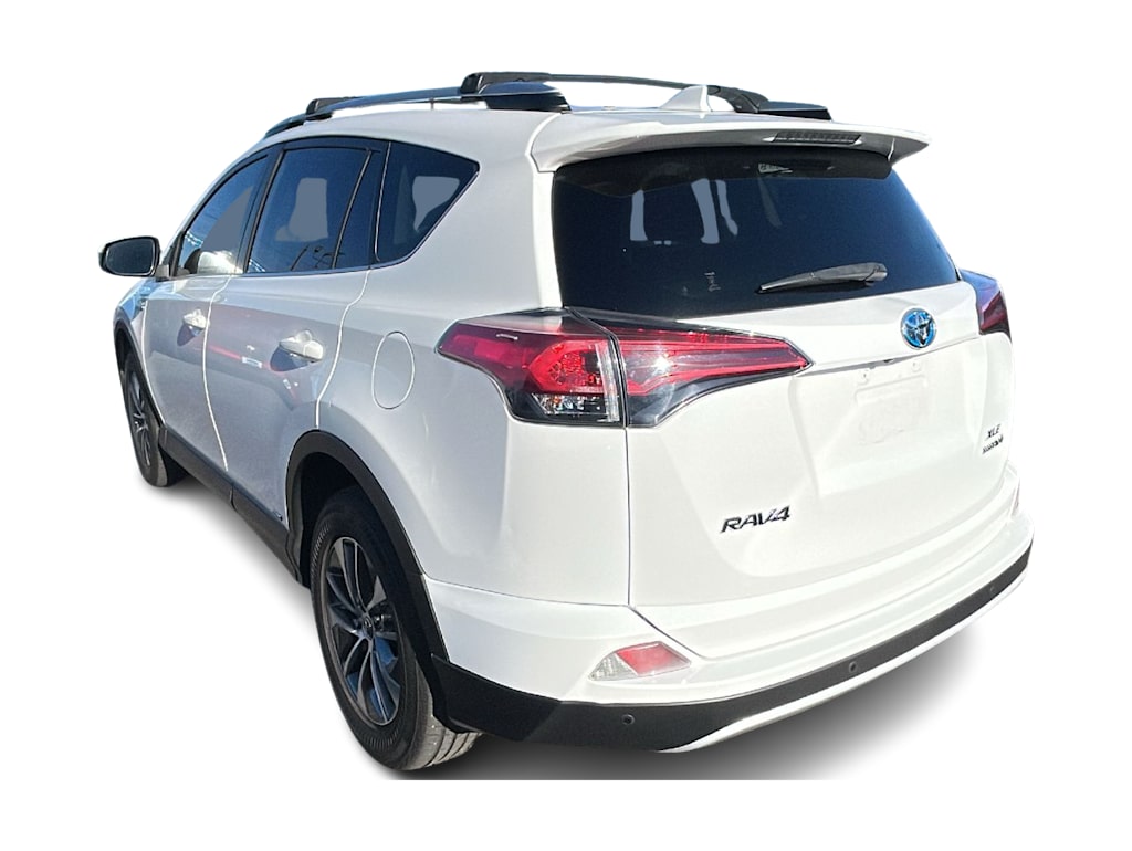 Thumbnail: 2018 Toyota RAV4 - 3