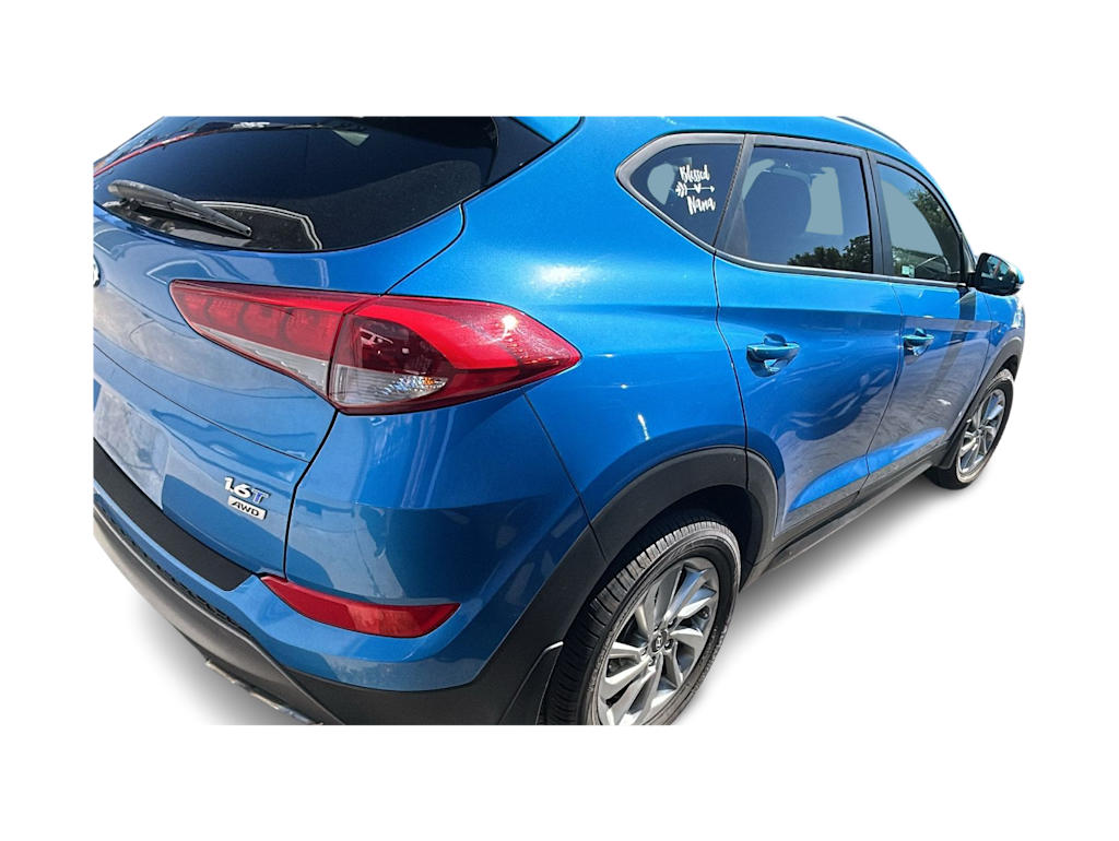 Thumbnail: 2016 Hyundai Tucson - 13