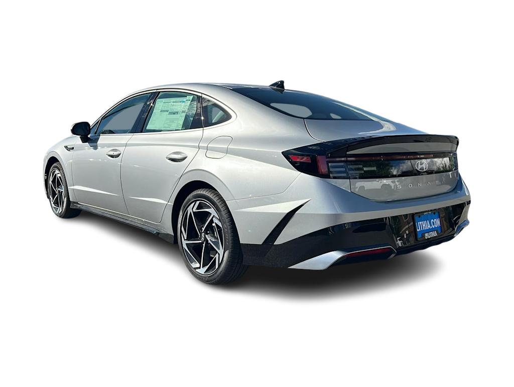 Thumbnail: 2026 Hyundai Sonata - 4