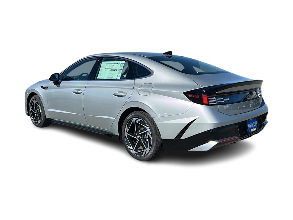 Thumbnail: 2026 Hyundai Sonata - 4