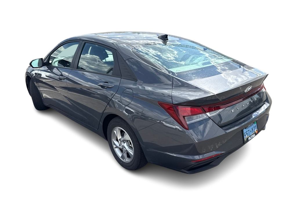Thumbnail: 2023 Hyundai Elantra - 4