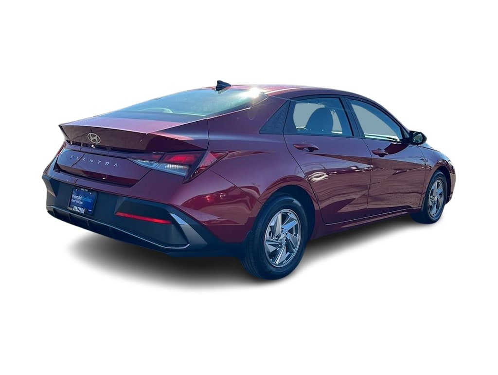 Thumbnail: 2024 Hyundai Elantra - 20