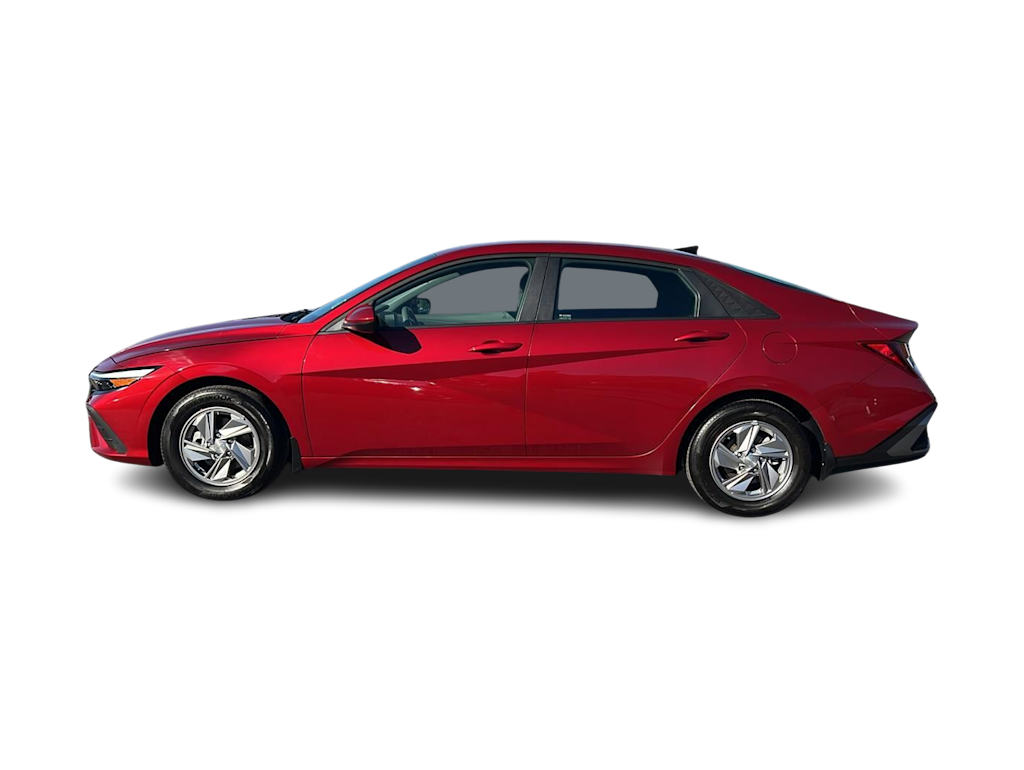 Thumbnail: 2024 Hyundai Elantra - 3
