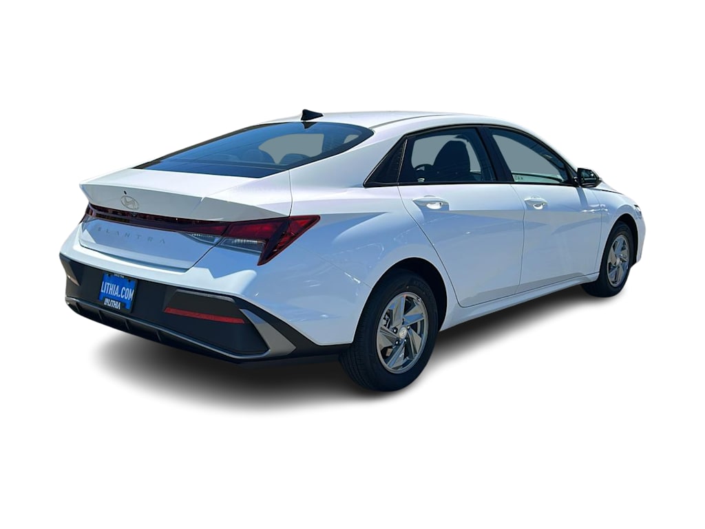Thumbnail: 2026 Hyundai Elantra - 18