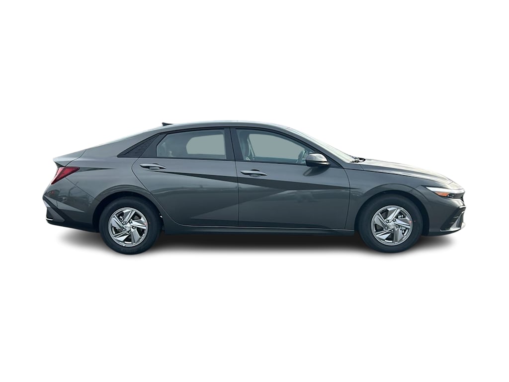 Thumbnail: 2026 Hyundai Elantra - 18