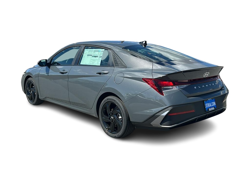 Thumbnail: 2026 Hyundai Elantra - 4