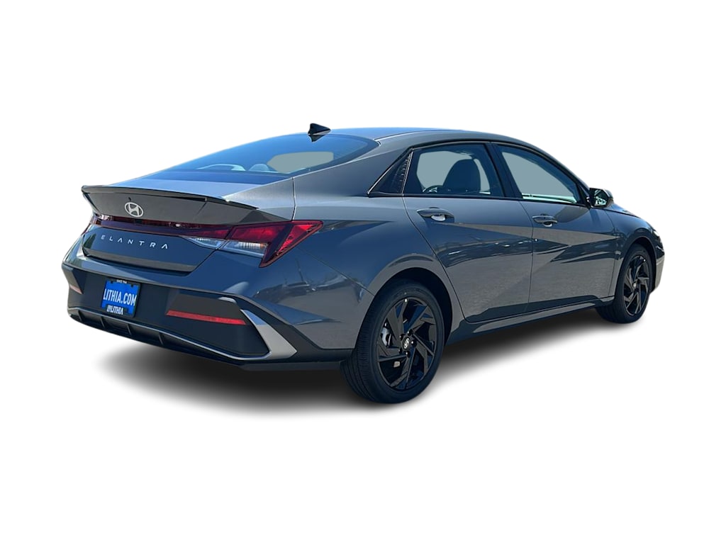 Thumbnail: 2026 Hyundai Elantra - 18