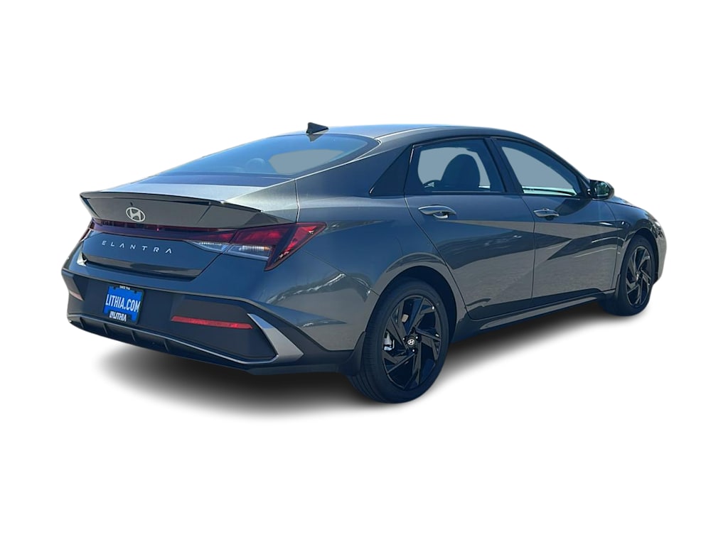 Thumbnail: 2026 Hyundai Elantra - 21