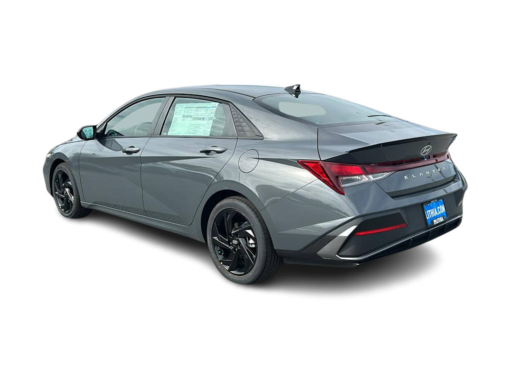 Thumbnail: 2026 Hyundai Elantra - 4