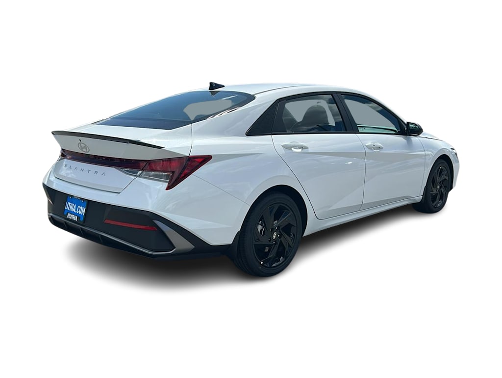 Thumbnail: 2026 Hyundai Elantra - 18