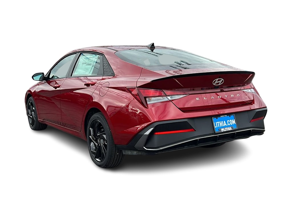 Thumbnail: 2026 Hyundai Elantra - 4