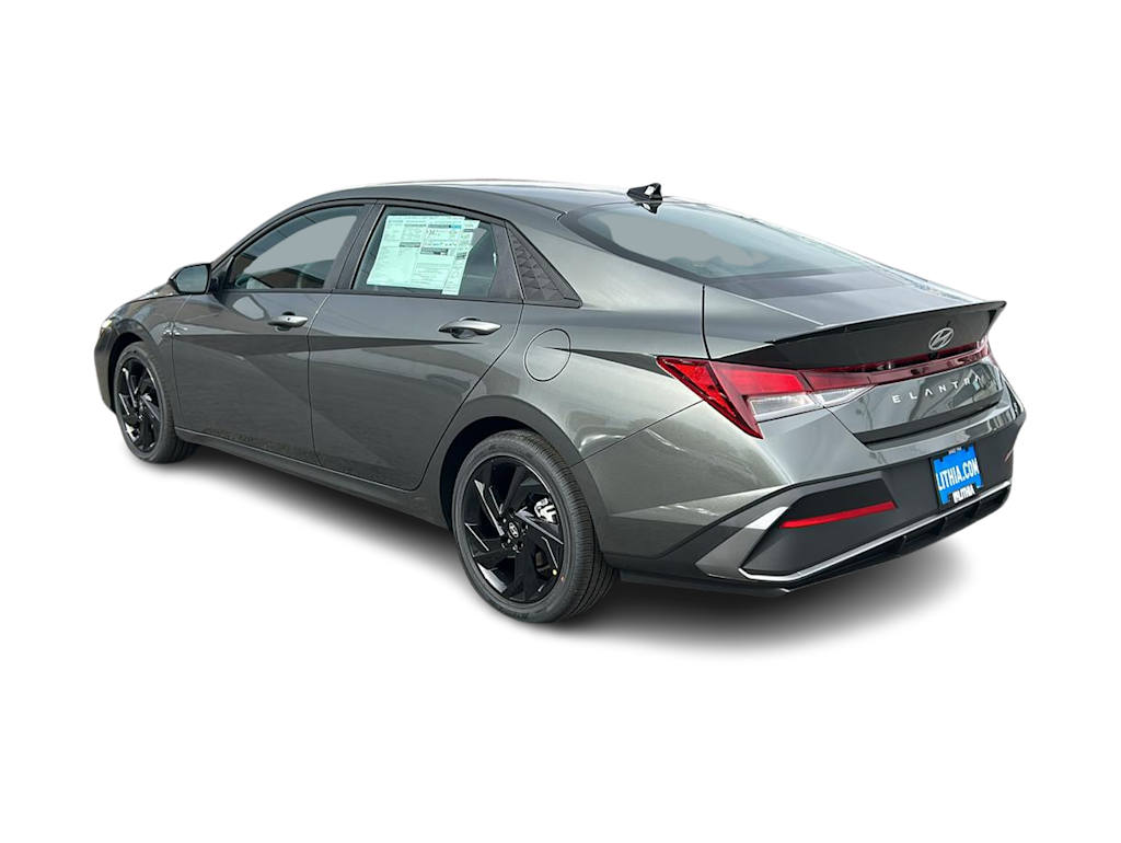 Thumbnail: 2026 Hyundai Elantra - 4