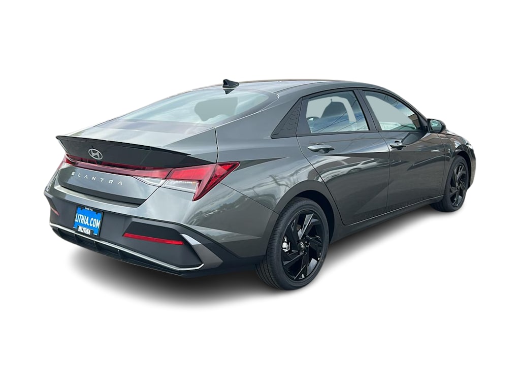 Thumbnail: 2026 Hyundai Elantra - 19