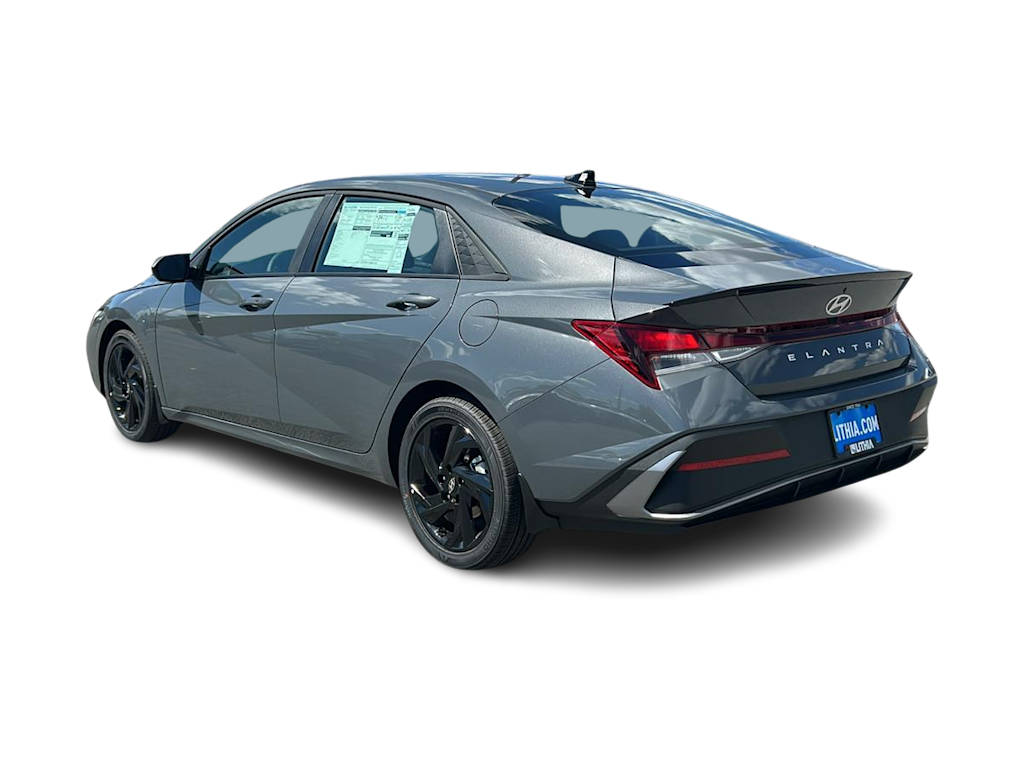 Thumbnail: 2026 Hyundai Elantra - 4