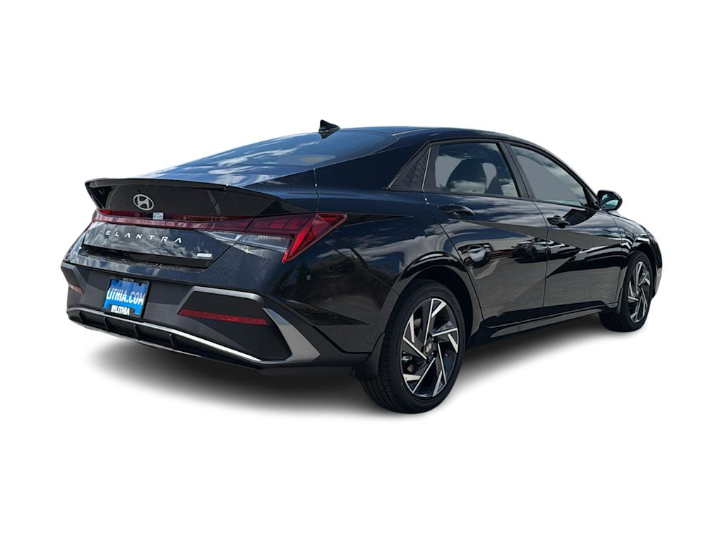 Thumbnail: 2025 Hyundai Elantra - 21