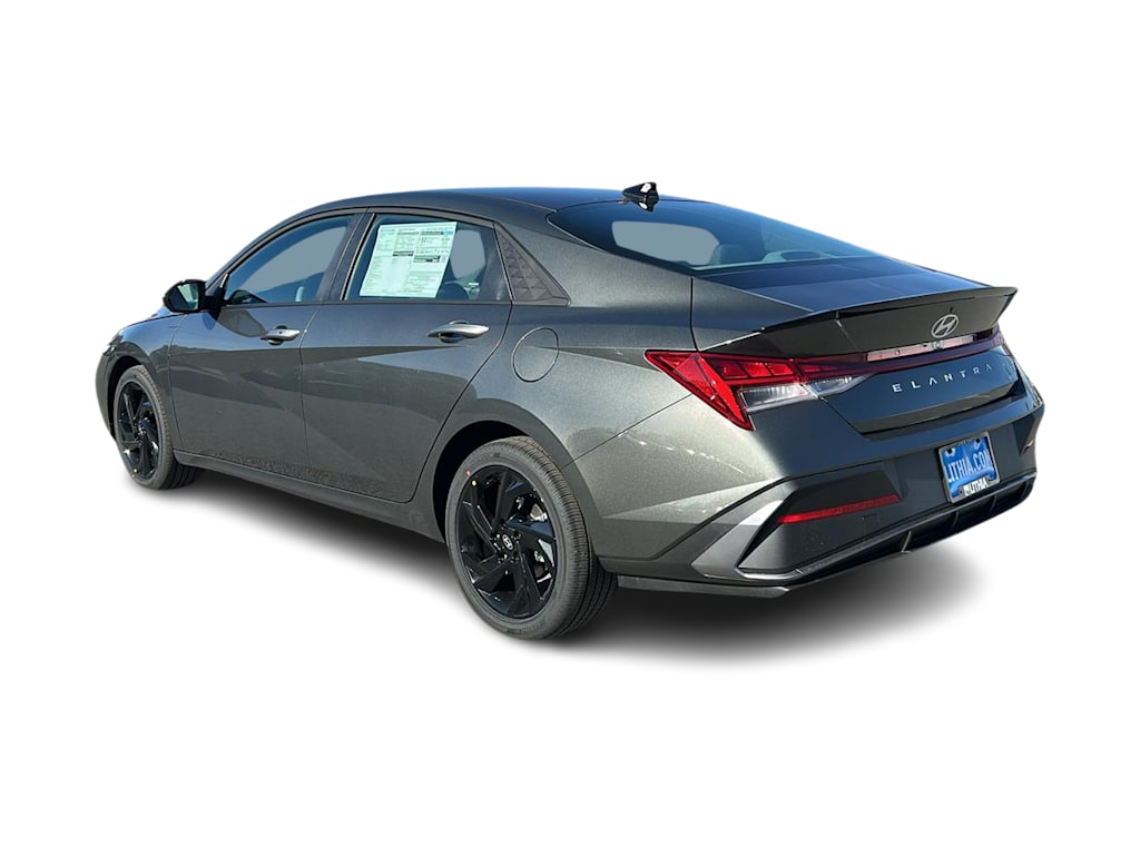 Thumbnail: 2026 Hyundai Elantra - 4
