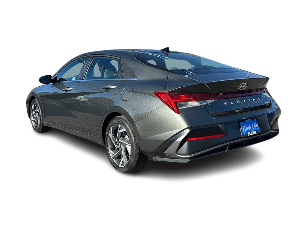 Thumbnail: 2025 Hyundai Elantra - 4