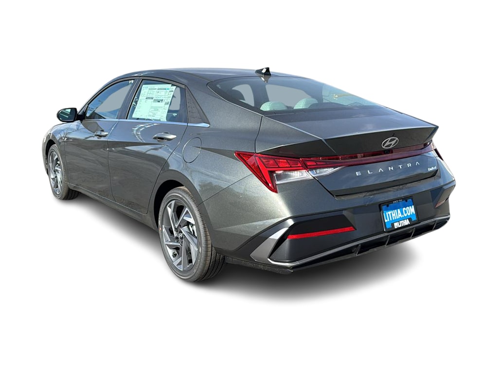 Thumbnail: 2026 Hyundai Elantra - 4
