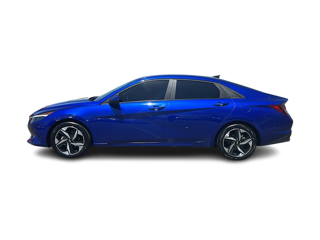2023 Hyundai Elantra SEL 3