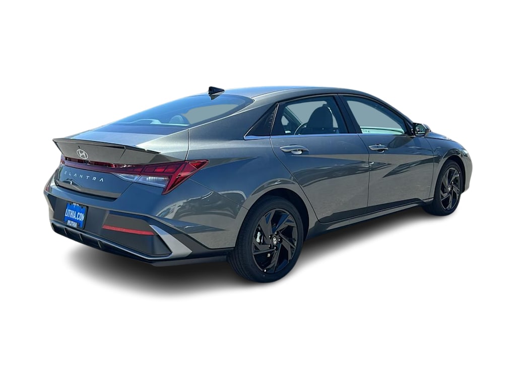Thumbnail: 2026 Hyundai Elantra - 22
