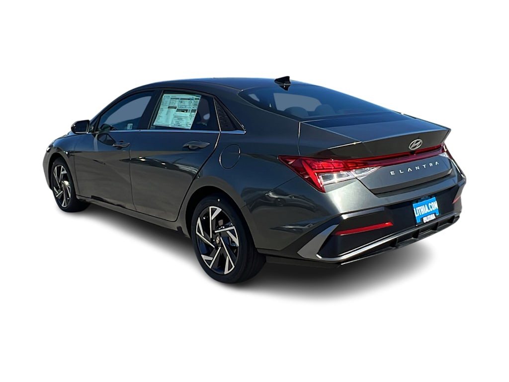 2024 Hyundai Elantra SEL 5