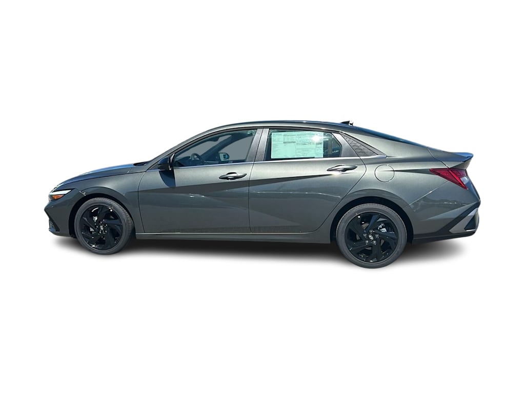 Thumbnail: 2026 Hyundai Elantra - 3