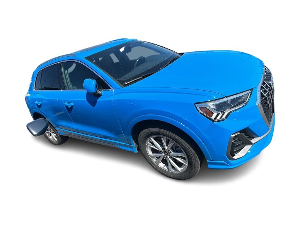 Thumbnail: 2023 Audi Q3 - 10
