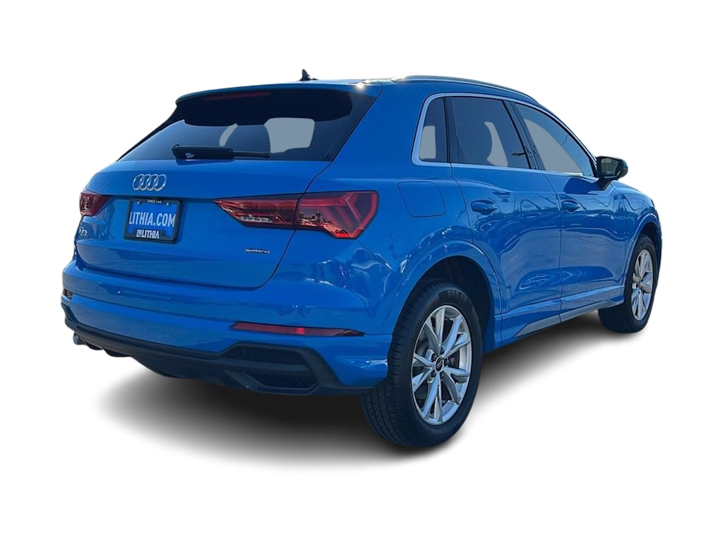 Thumbnail: 2023 Audi Q3 - 22