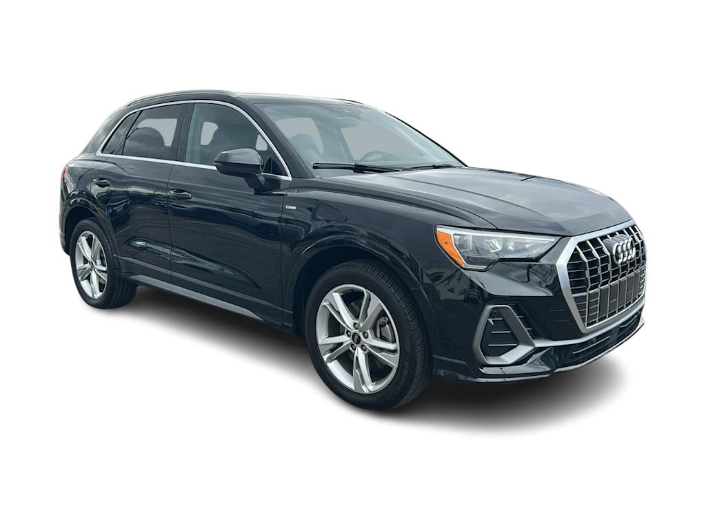 Thumbnail: 2022 Audi Q3 - 20