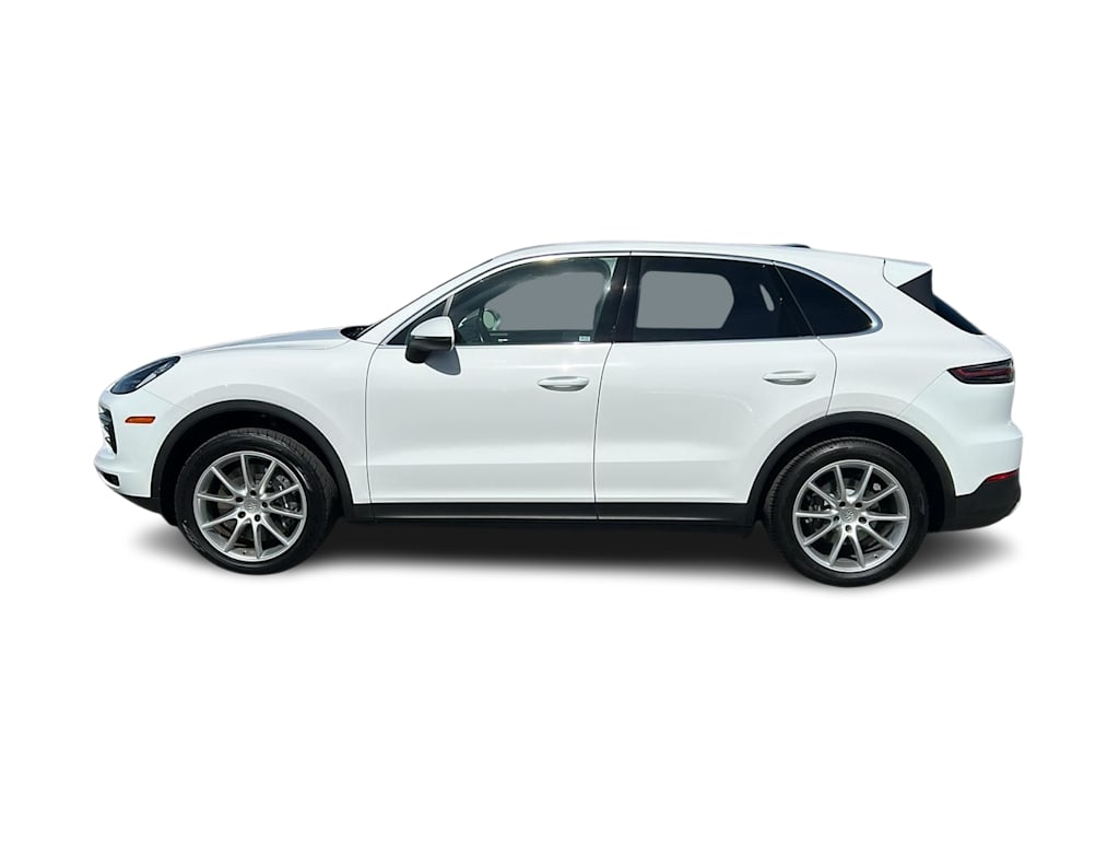 Thumbnail: 2023 Porsche Cayenne - 3