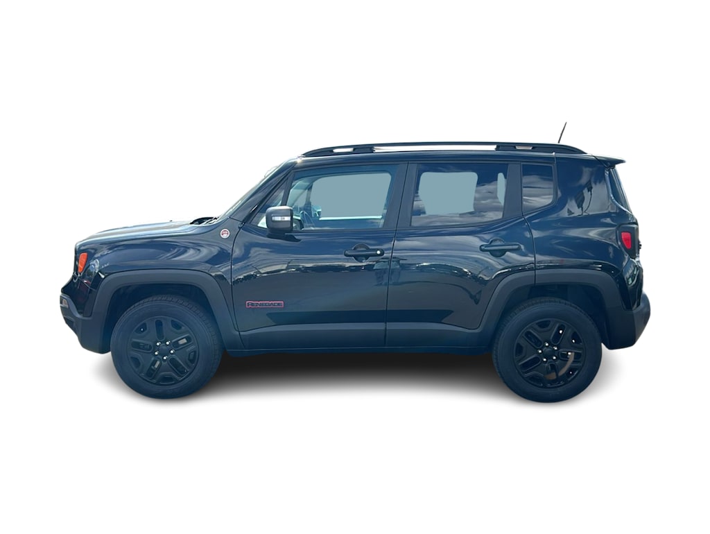 Thumbnail: 2018 Jeep Renegade - 3
