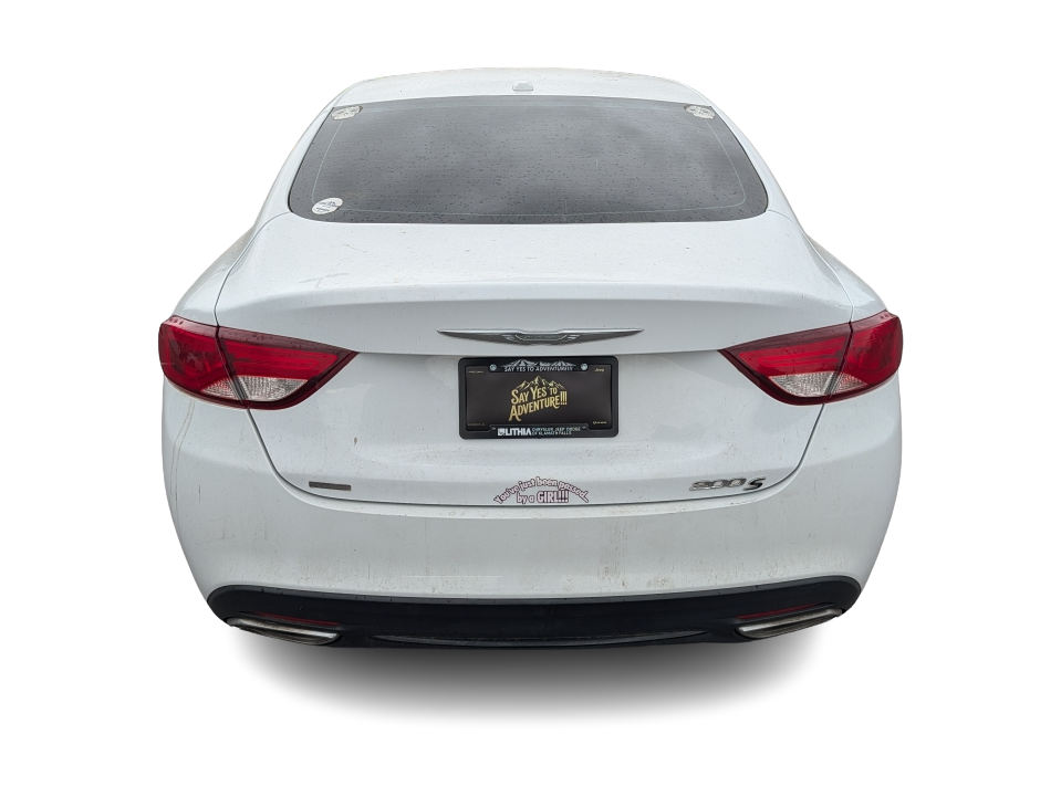 Thumbnail: 2015 Chrysler 200 - 3