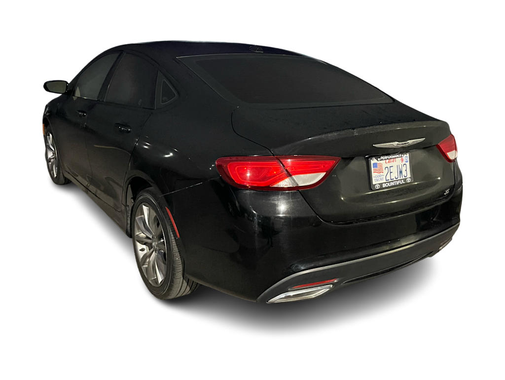 Thumbnail: 2015 Chrysler 200 - 2
