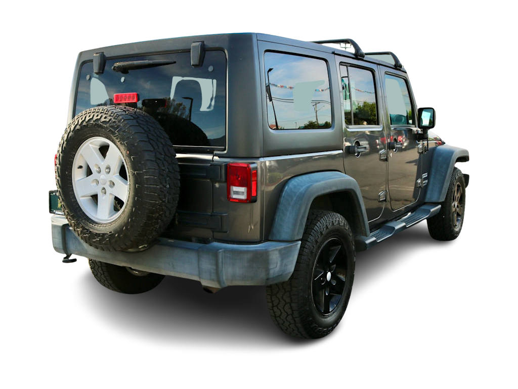 Thumbnail: 2018 Jeep Wrangler - 17