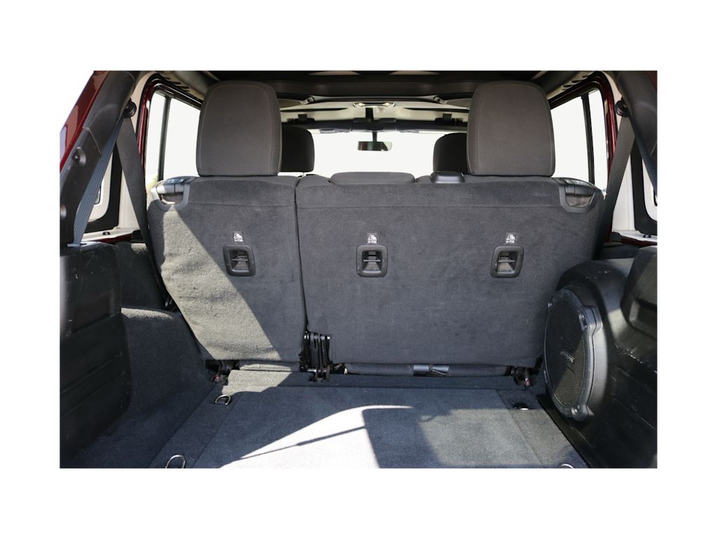 Thumbnail: 2021 Jeep Wrangler - 27