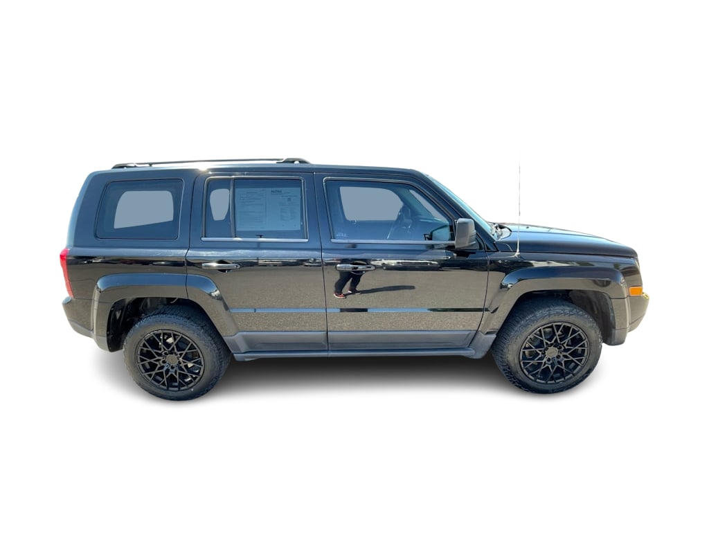 Thumbnail: 2014 Jeep Patriot - 12