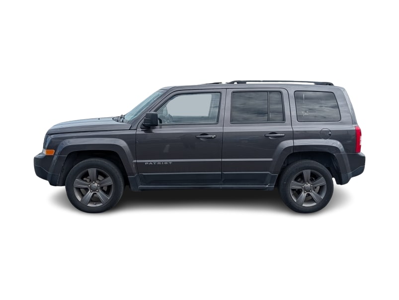 Thumbnail: 2015 Jeep Patriot - 3